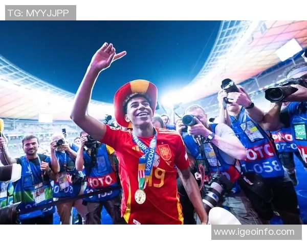 08年美国队与西班牙队的激烈对决回顾与精彩瞬间分析