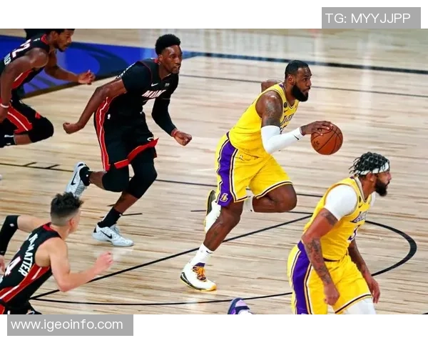 2020年湖人与热火第二场比赛精彩全场录像回放及赛后分析